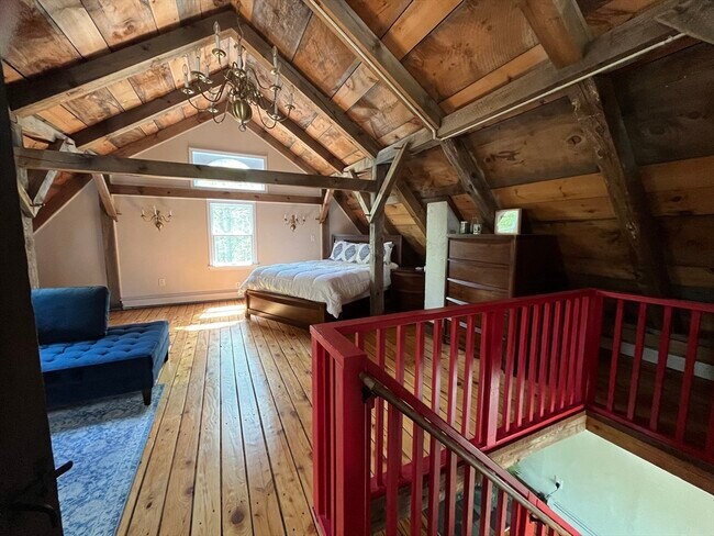 Photo - 102 New Templeton Rd