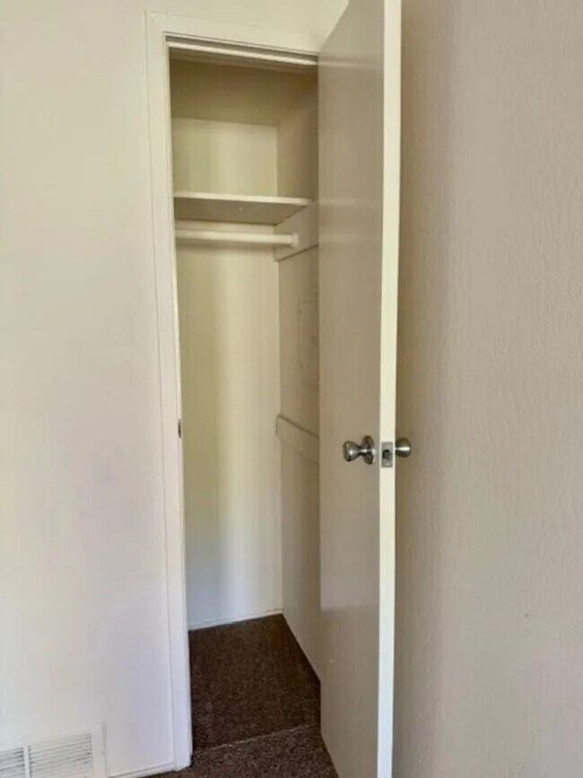 Photo - Charming 1BD/1BA Condo in Downtown Walnut Creek! Walk to Everything!