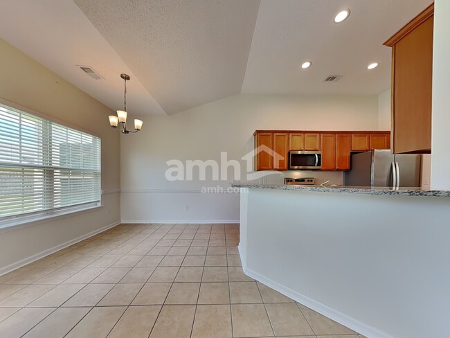 Photo - 632 Stonebridge Cir