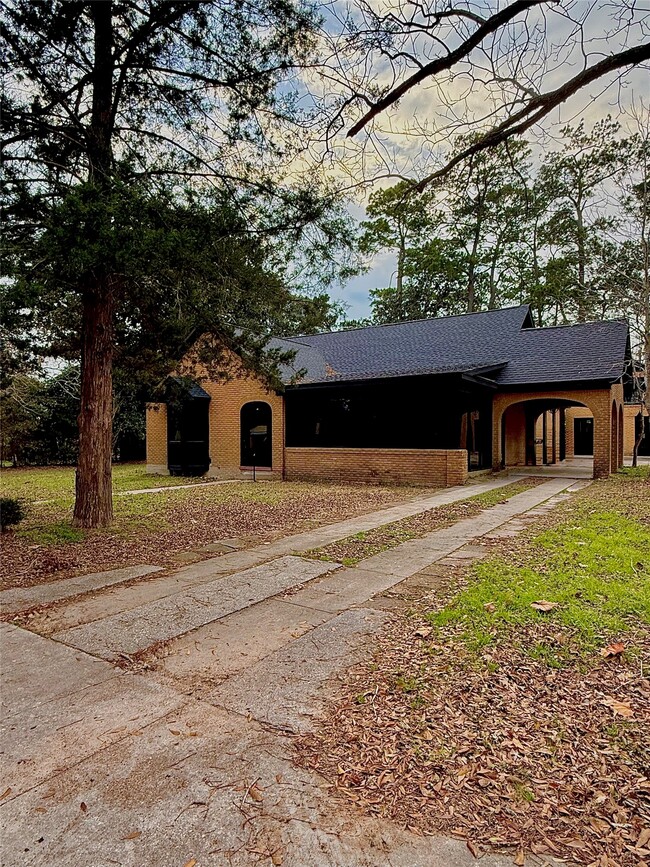 Photo - 300 Dunnam Ave