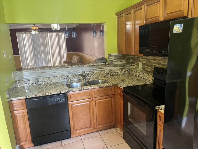 Photo - 2333 SW 82nd Way