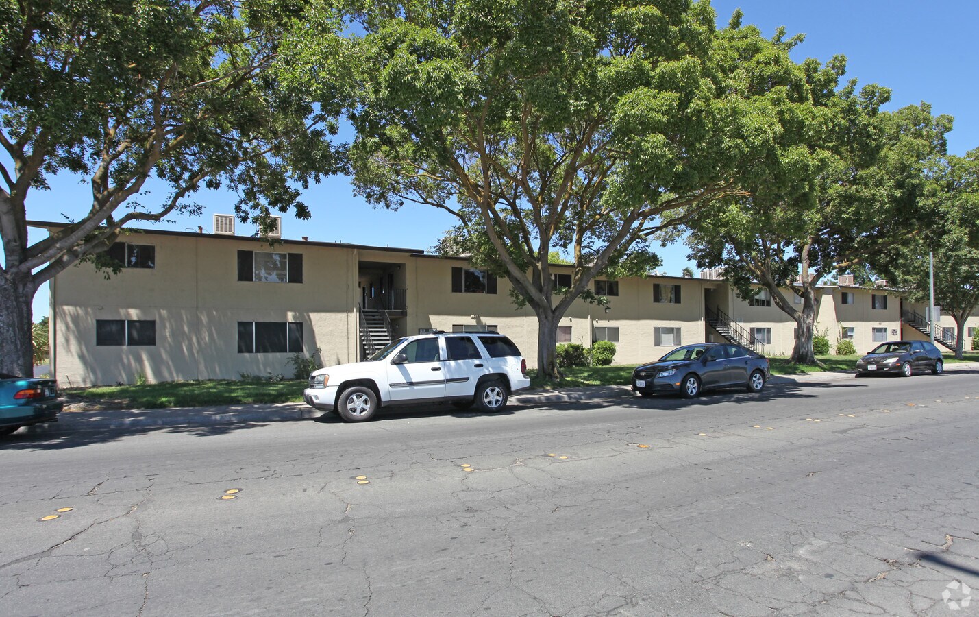 Photo - El Casa Verde I, II