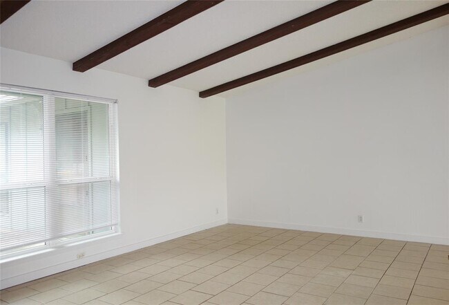 Photo - 1416 Cardinal Hill Dr