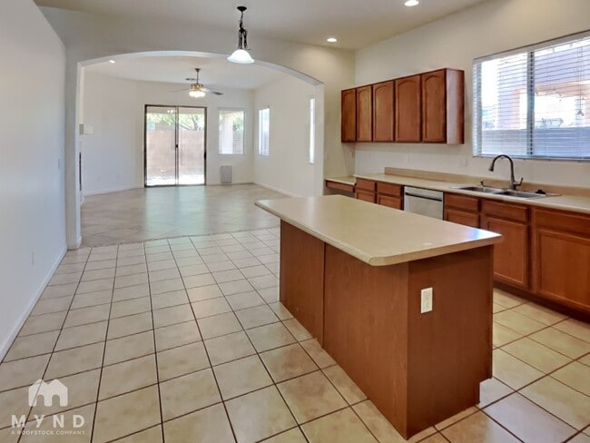 Photo - 12548 E Red Iron Trail