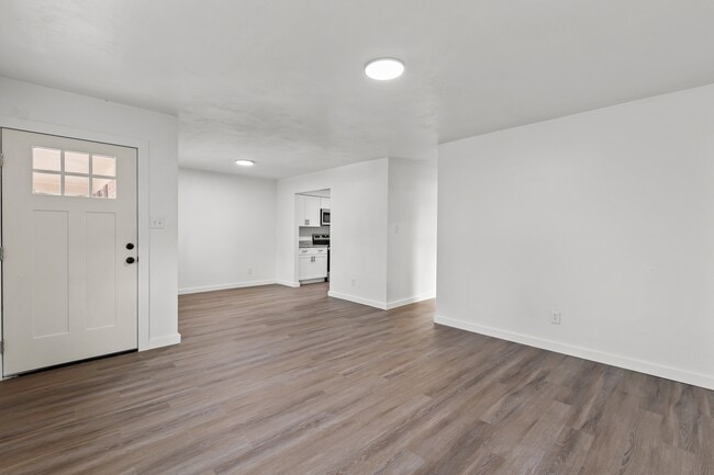 Photo - 4617 Brookwood Ct