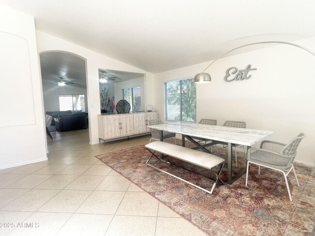 Photo - 1040 E Silverwood Dr