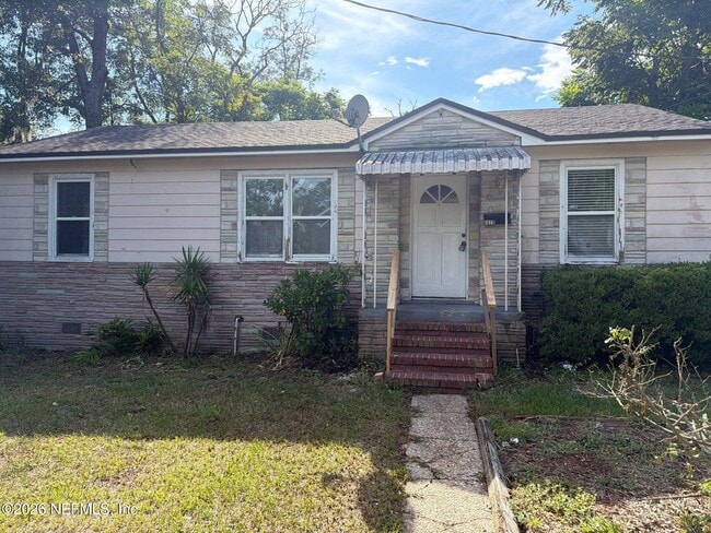 Photo - 8028 Delaware Ave