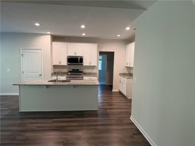 Photo - 109 Chalk Farm Wy