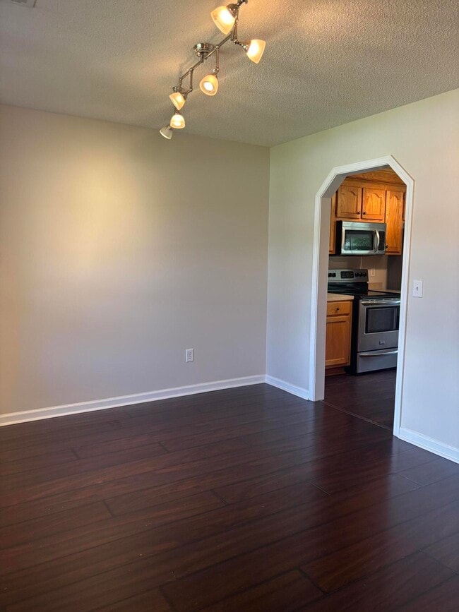 Photo - 20 Walden Cir