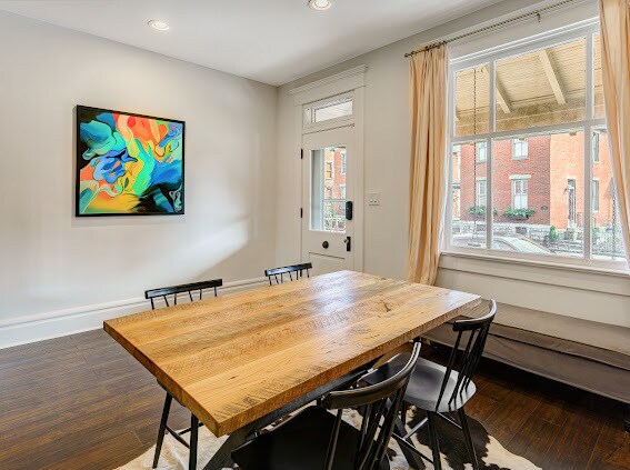 Photo - 745 S 6th St