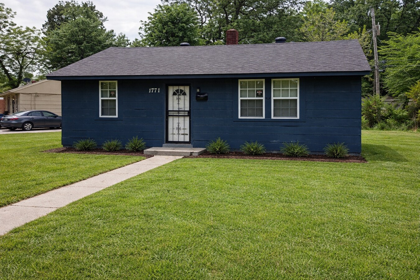 Photo - 1771 Wildrose St