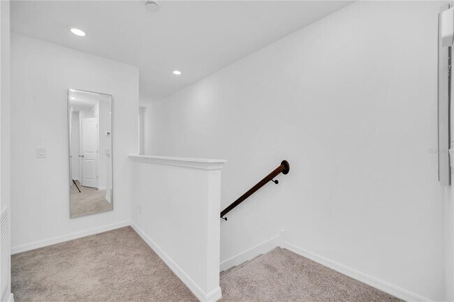 657 Longboat Dr