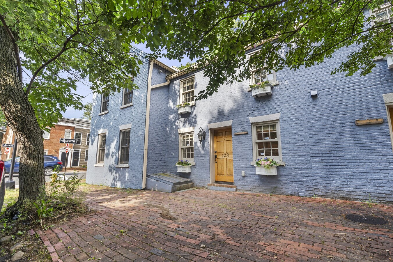 Photo - 123 S Fayette St