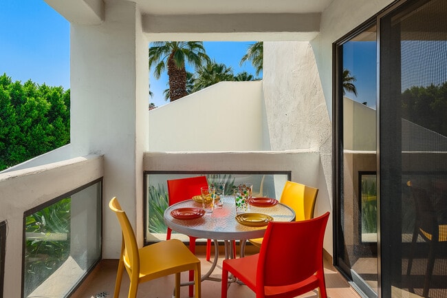 255 E Avenida Granada Unit 222