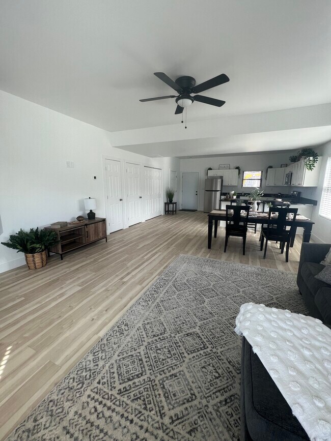 Photo - 1124 Winton Pl