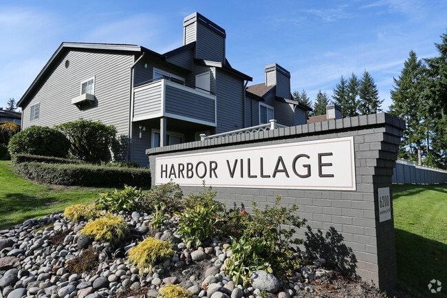 Harbor Village Apartments