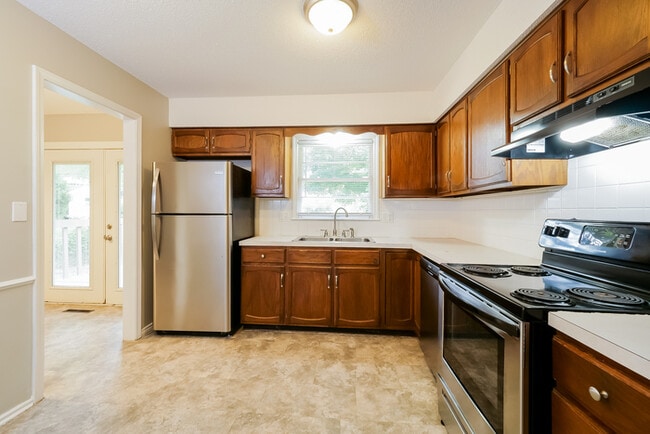 Photo - 515 S Adams St