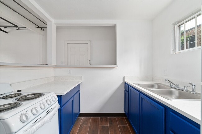 Photo - 3705 Mandell St Unit 4