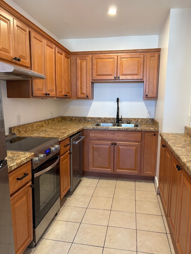 Photo - 87 Columbia St Unit 4R