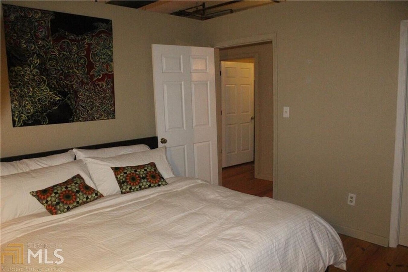 Photo - Loft Living 2 Bedroom