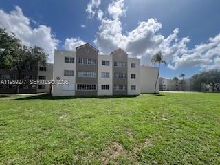 Photo - 6175 NW 186th St Unidad 209