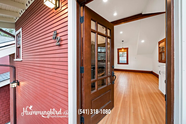 Photo - 506 NW Delaware Ave