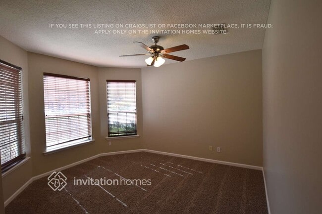 Photo - 3333 Victoria Lakes Dr N