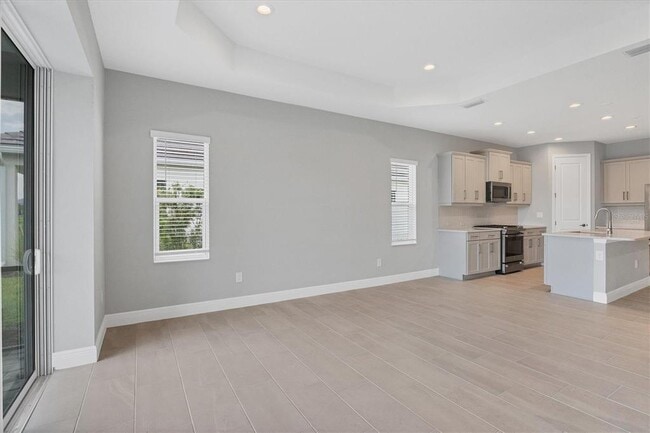 Photo - 2617 Star Apple Wy