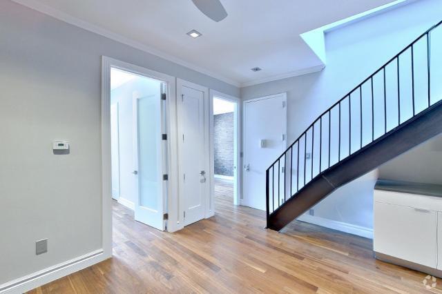 Building Photo - 4 bedroom in New York NY 10022 Unit 5 Rental