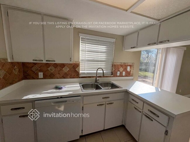 Photo - 9743 Fox Hollow Rd