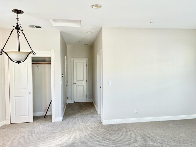 Photo - 835 Tolentino Ct