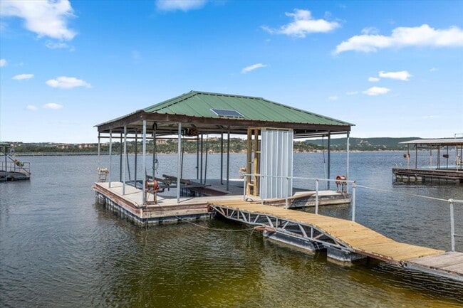 Photo - 16808 Forest Way