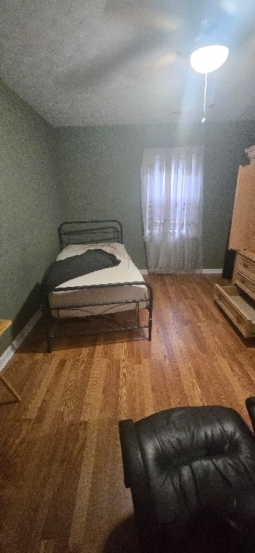 Building Photo - 2641 Laurel Woods Ln SE