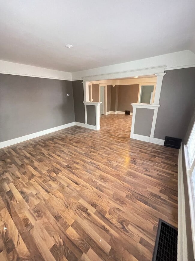606 N 60th Ave W Unidad Upper Unit
