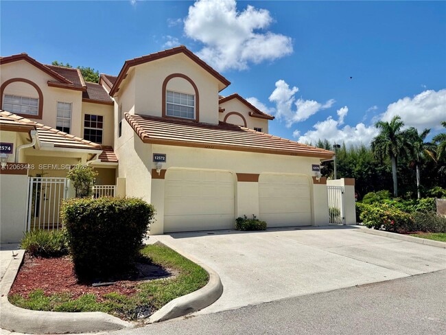 Photo - 12572 Shoreline Dr Unit 107