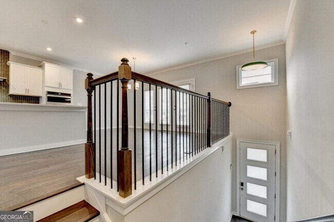 Photo - 2083 Holtz Ln