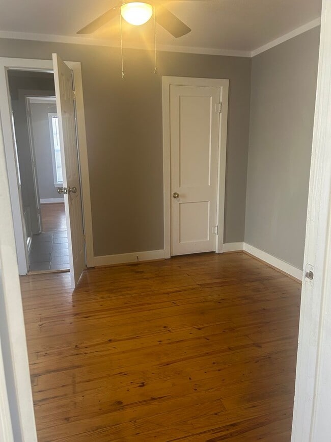 Photo - 1009 W 47th St Unidad A