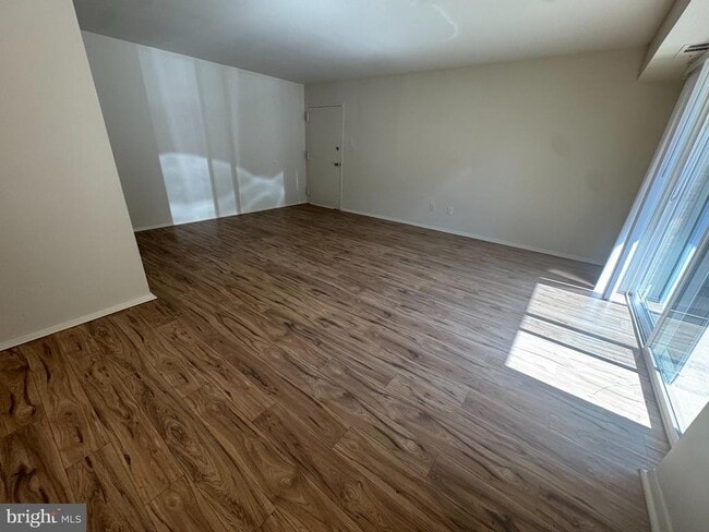 Photo - 7980 Audubon Ave Unit A3
