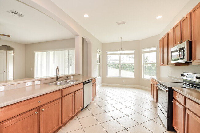Photo - 1174 Green Vista Cir