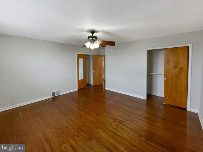 Photo - 1409 N 76th St Unit 403