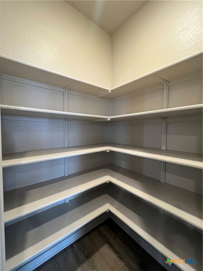 Photo - 1332 Plymouth St