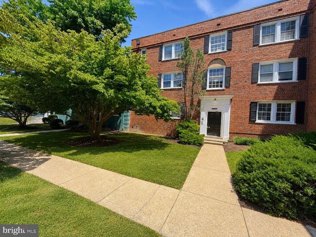 Photo - 3823 W St SE Unidad 201