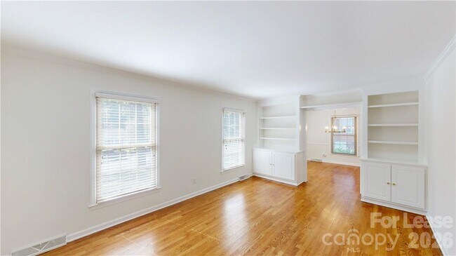 Photo - 6810 Rosemary Ln