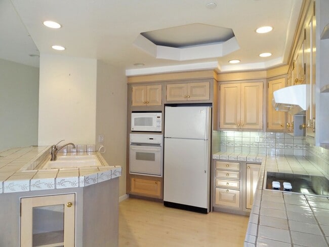 144 S Third St Unit S. 3rd St 144-403