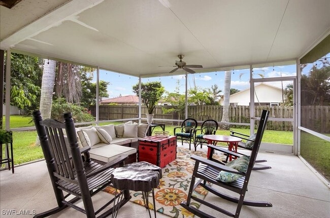 Photo - 552 105th Ave N