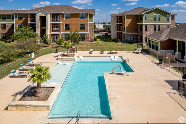 Sunny Poolside Oasis in Seguin, TX - Walnut Grove Rental