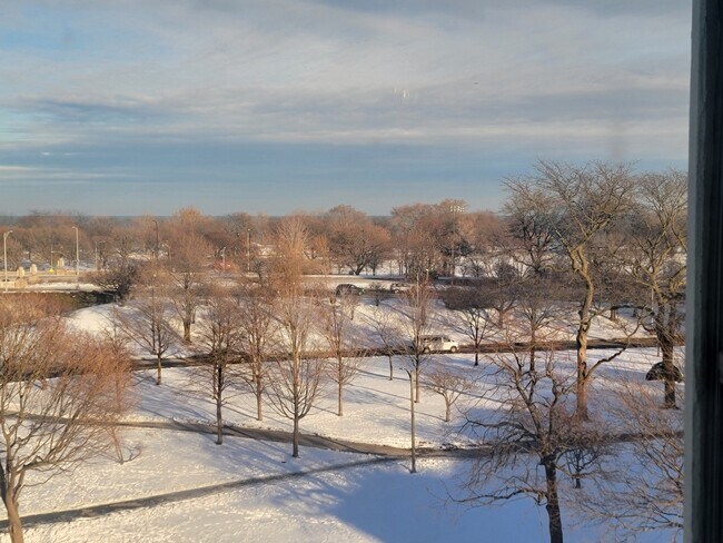 Photo - 5100 N Marine Dr Unit 6B