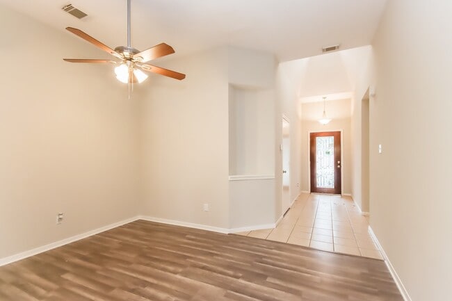 Photo - 16310 Great Forest Ct