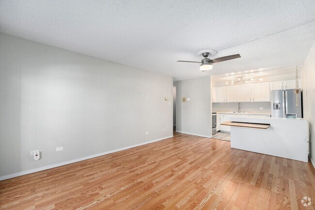 Building Photo - Beautifully Updated Condo In North Denver Unit 206