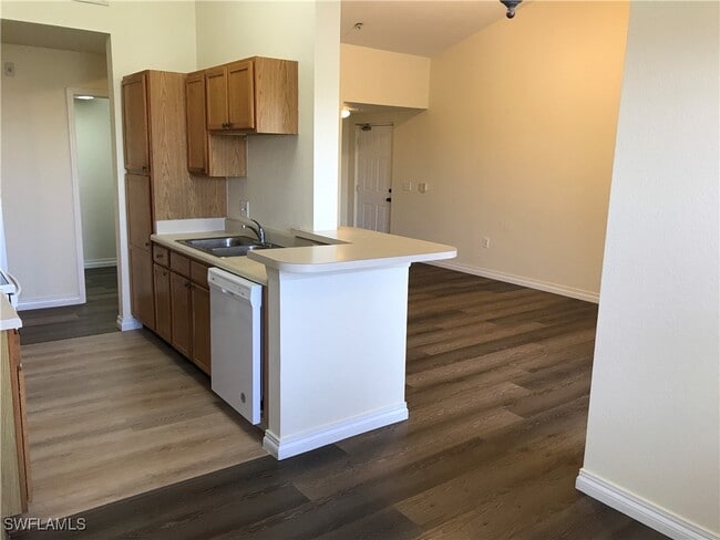 Building Photo - 7985 Preserve Cir Unit 1133